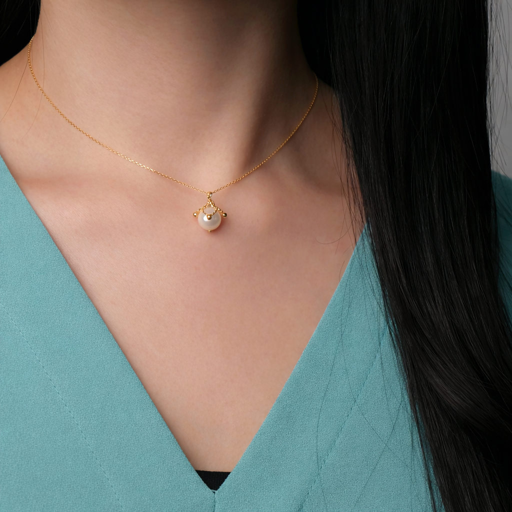 “EverTide” K18 AKOYA Pearl Necklaces