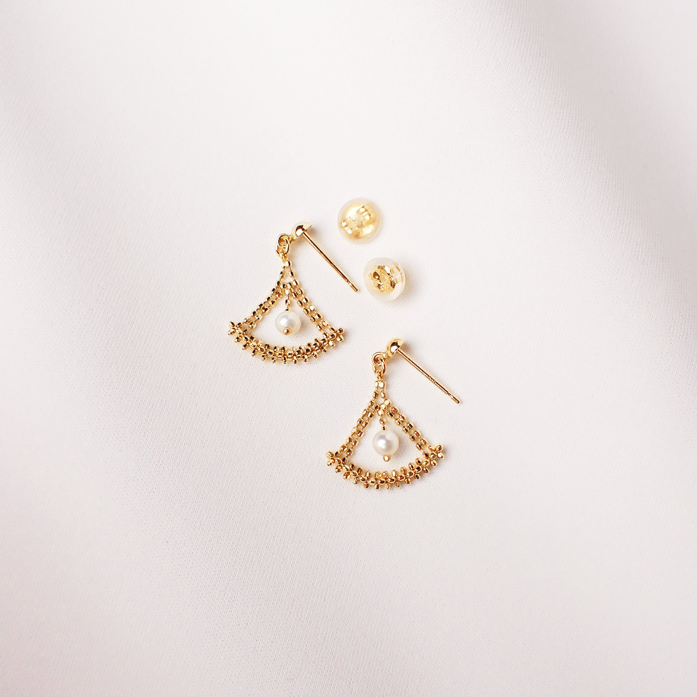 “The Sacred” K18 Auspicious AKOYA Pearl Pierce