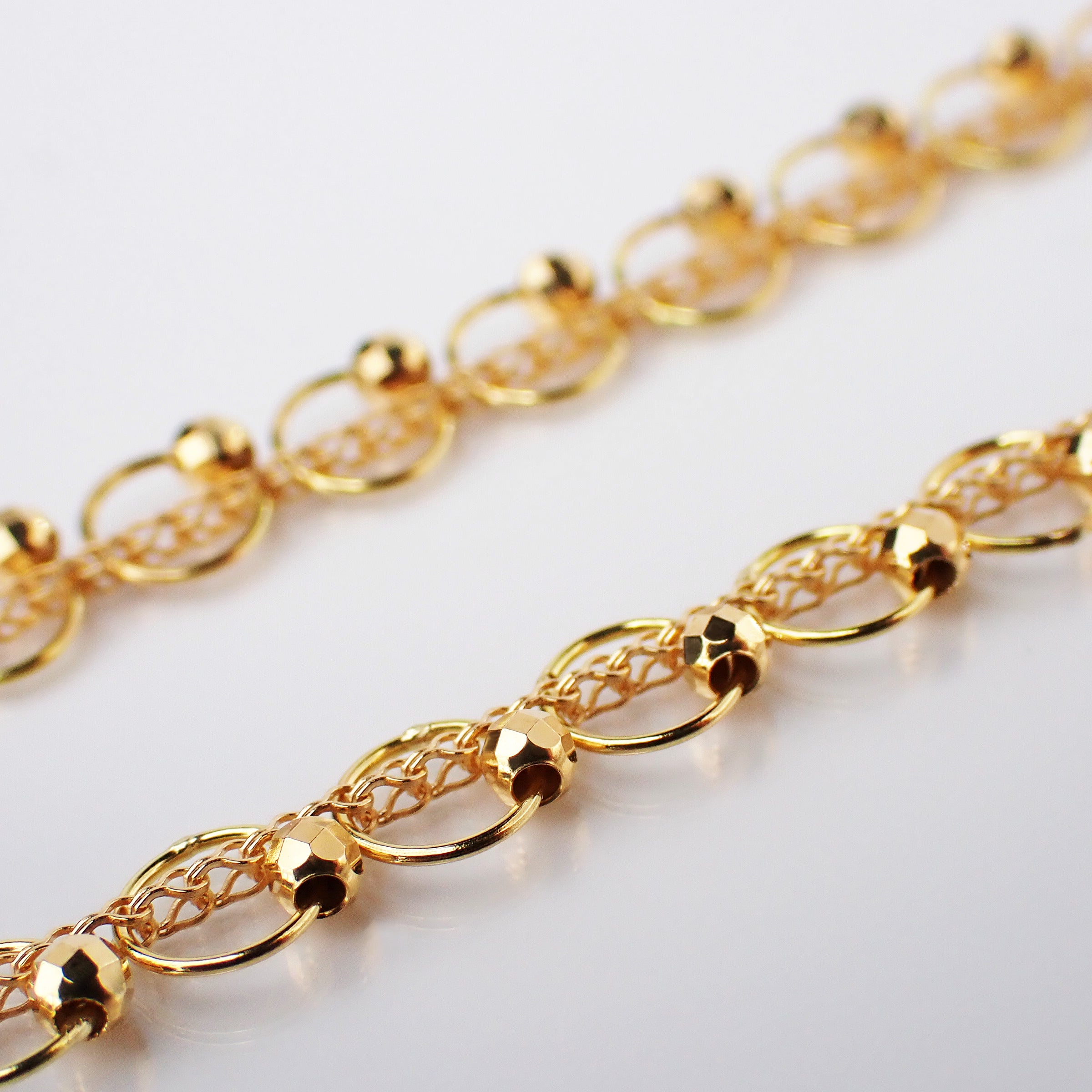 “Garland” K18 Halo Necklaces