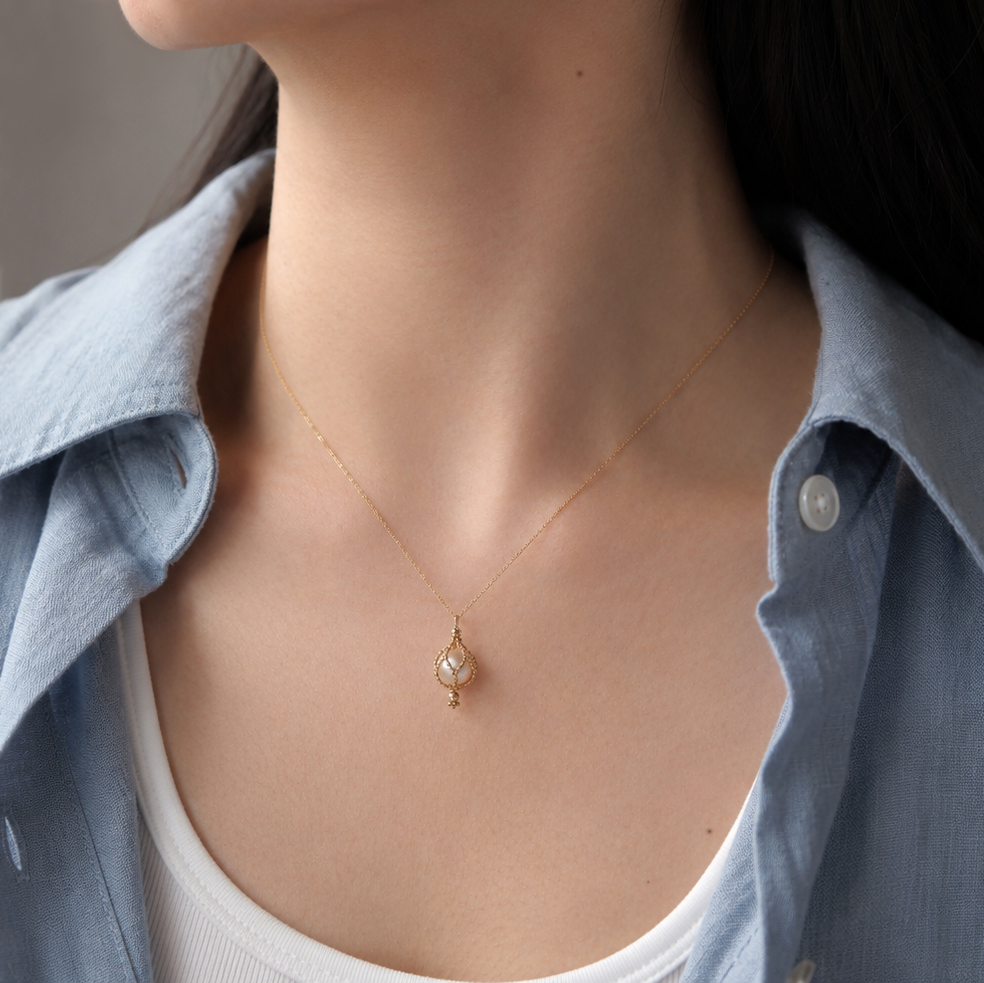 “EverTide” K18 AKOYA Pearl Float Necklace
