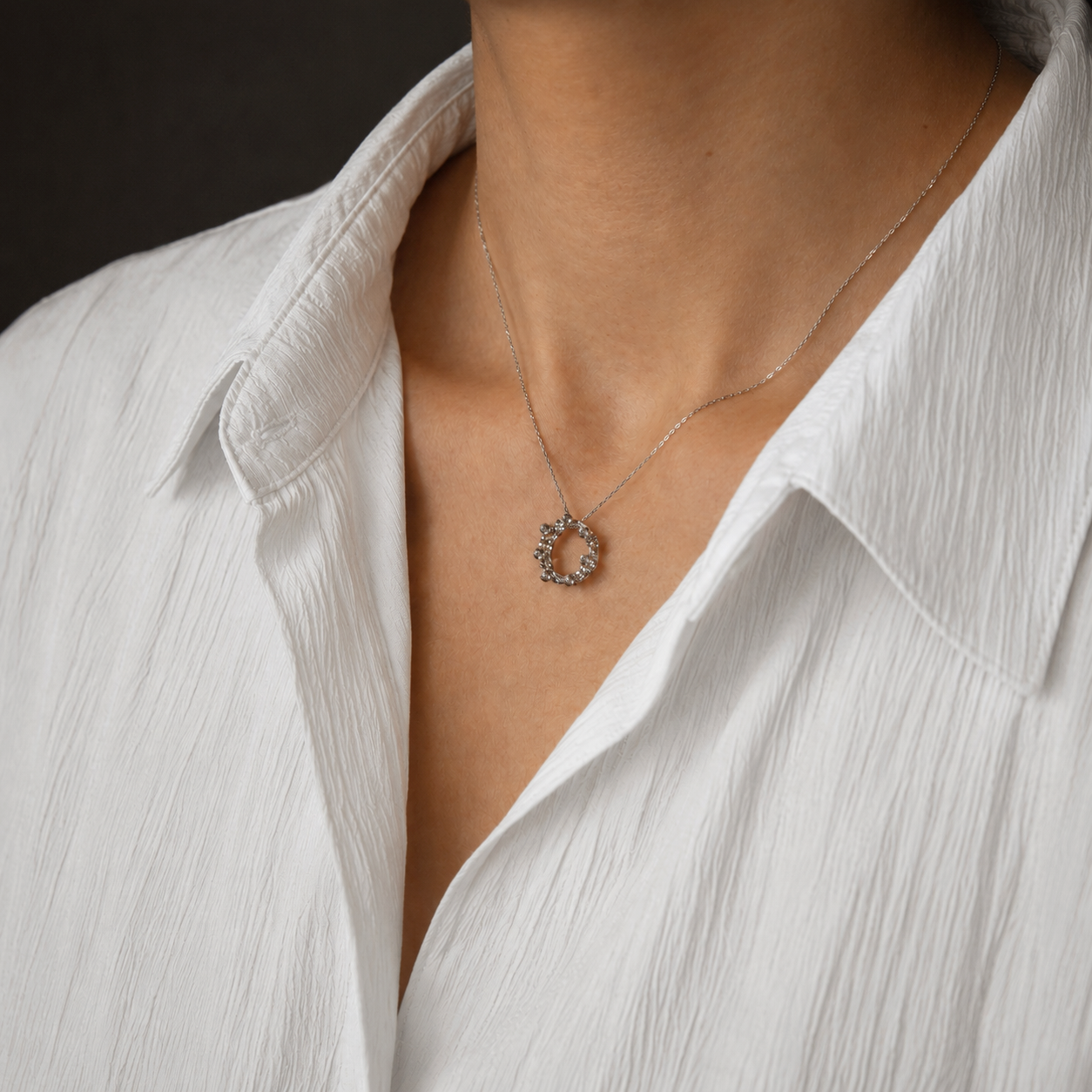 “Regalia” Pt850 Coronet Necklace