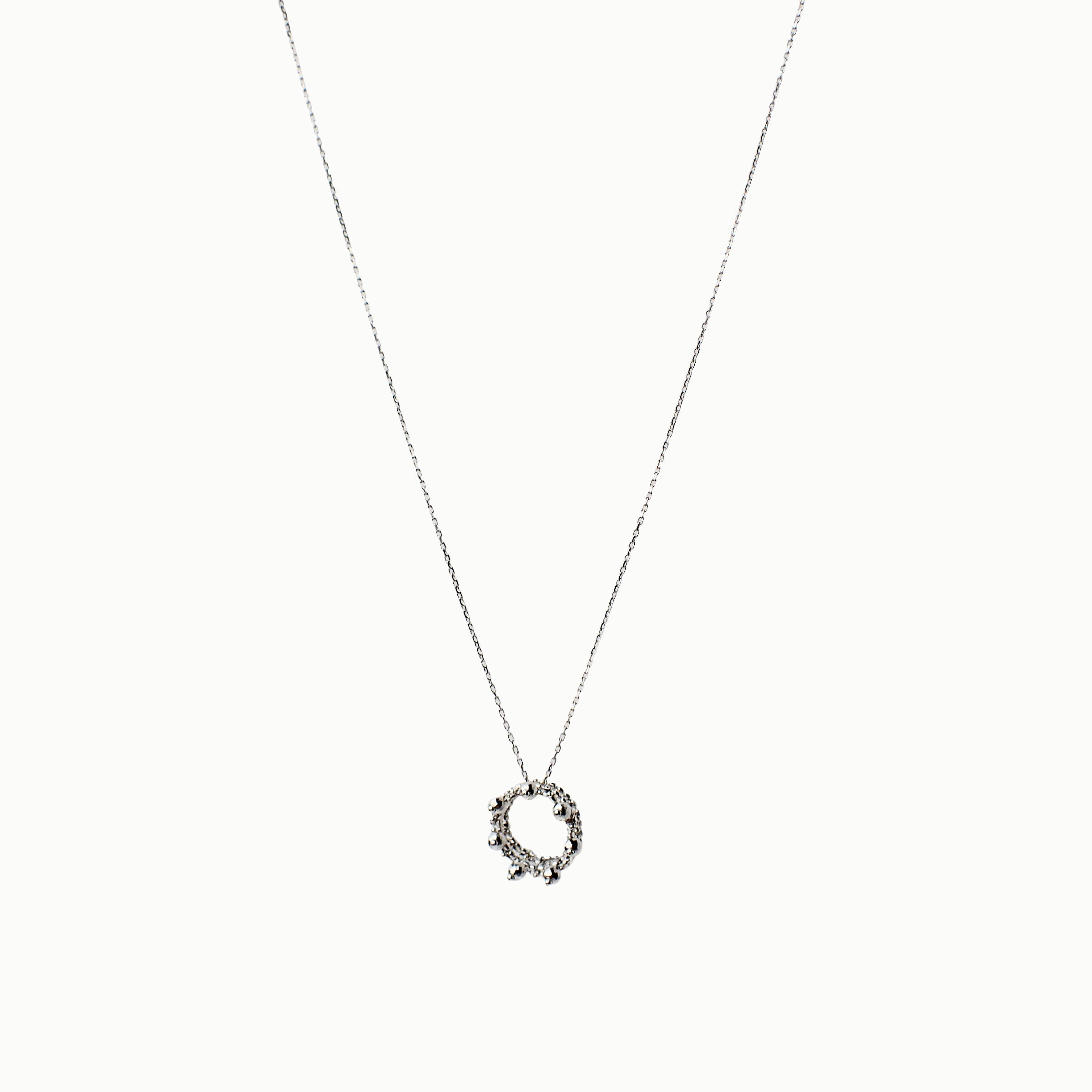 “Regalia” Pt850 Coronet Necklace